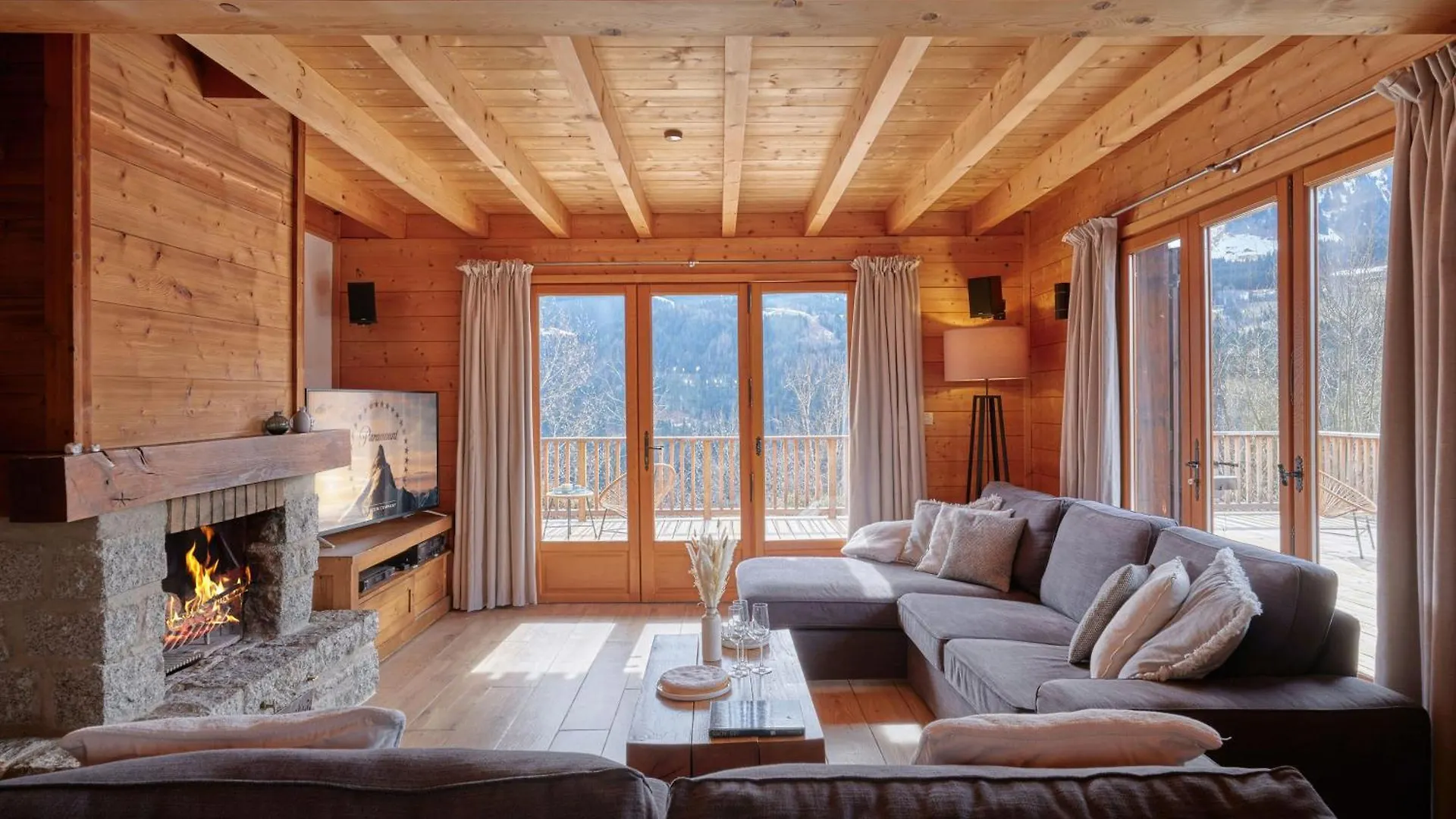 Chalet Morclan - Ovo Network Manigod