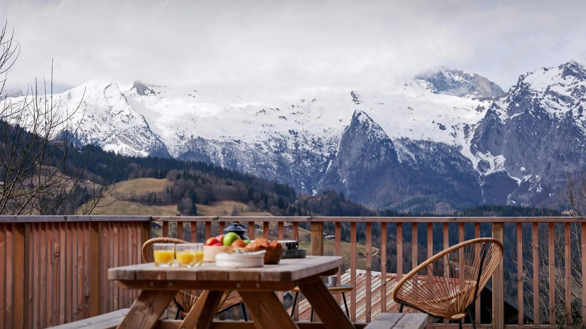 Chalet Morclan - Ovo Network Manigod